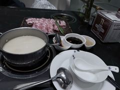 -红鼎豆捞·专注品质海鲜20年(宝丰路店)