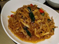 -前海沿·青岛菜(李沧万达店)