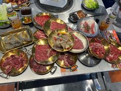 -哈哈碳都·牛肋条无限自助烤肉(台江万达店)