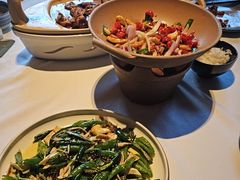 -八府香鸭·啫啫煲(华山路店)