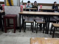 大堂-东财大盘鸡(黑石礁店)