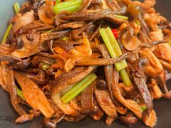 干锅鹿茸菌-新乾隆酒楼(帝景园店)