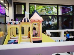 -动力星球家庭亲子游乐中心