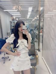 -5M HAIR SALON