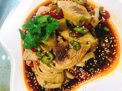 东镇口水鸡-老东镇啤酒屋海鲜加工·蒸汽海鲜·海鲜烧烤(台东店)