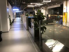 -超鹿运动(达信大厦店)