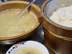 -富正毅三下锅·湘西韵味(天门山索道店)