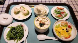 -月之旅·尊 高端月子会所(科馨别墅一店)