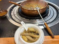 -阿山卓·野生菌火锅·纳西火塘烤肉