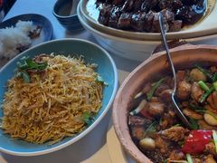 -八府香鸭·啫啫煲(华山路店)