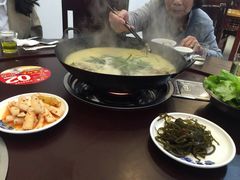-岩泊渡桂鱼楼活鱼馆