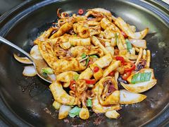 干锅小海兔-品味居·首店·大连鲜活海鲜大连菜(东港店)