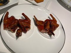 脆皮妙龄鸽-新荣记(建国门外大街店)