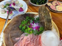 -城墙拐拐火锅(三峡广场黑金冠店)