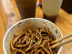 金牌热干面-熊腊生热干面馆(宝丰店)