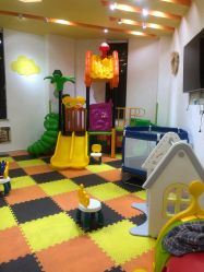 -趣童婴幼儿SPA母婴生活馆(孔雀城店)