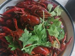 -老街烧烤大排档·地道湖北菜·龙虾馆(汉口火车站店)