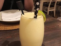 牛油果汁-DiAtas by Art Cafe Bumbu Bali