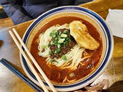 招牌传统麻辣面-聚合鑫东北熏酱熟食麻辣面(长阳店)