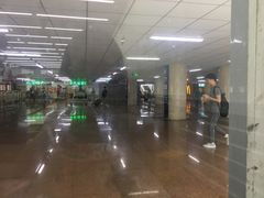 -全家便利店(莲花池东路店)