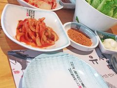 -唯成•韩国炭火烤肉 유성고기