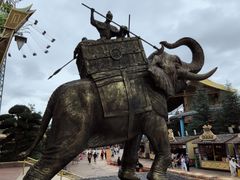 -七彩云南欢乐世界