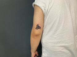 -刺客纹画纹身·洗纹身·穿孔饰品