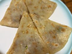 -溢心园香河肉饼总店