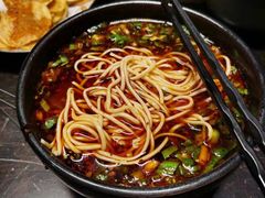-臻老板牛肉面(光华路SOHO店)