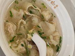 -老西白点心店