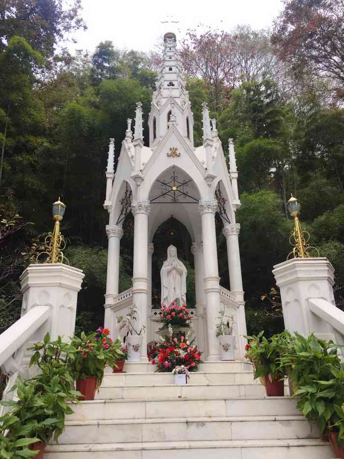 上海佘山圣母堂图片
