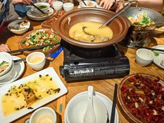 -隔壁老王·家常云南菜(花巷店)