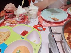 -黄记煌三汁焖锅(新佳丽江汉路店)