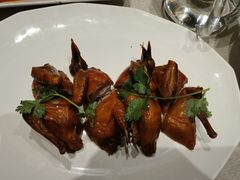 -品悦酒店(三林古镇店)