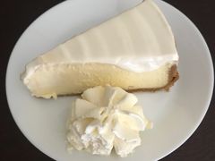 -The Cheesecake Factory(baldwin avenue)