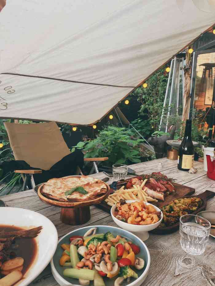 弥鹿餐厅 · 大白熊营地(滨江店)-"[薄荷]环境:装修还是很受人喜欢的 