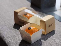 莲蓉蛋黄酥-鲍师傅糕点(春熙路店)