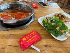 -袁记串串香(泉水轻轨站店)