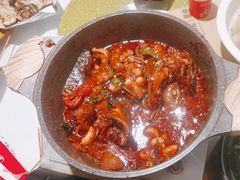 -刘姐啤酒鱼民族演艺餐厅(西街总店)