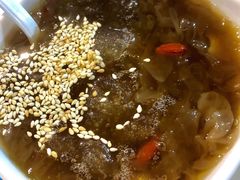 -凤凰路何眼镜香辣蟹(花果园店)