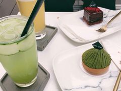 -UNI UNI(环亚凯瑟琳店)