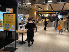 门面-麦当劳(中山公园龙之梦店)