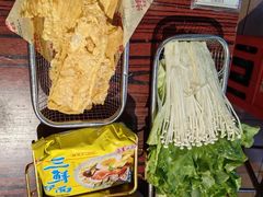 -沙胆彪炭炉牛杂煲(成都玉林店)