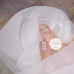 -米小兔美甲美睫