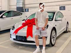 -TESLA 特斯拉(广州天环广场体验店)
