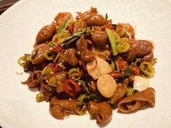 -明月食府(二区干二路店)