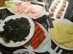 -二荆条·蜀鲜汇城市森林火锅