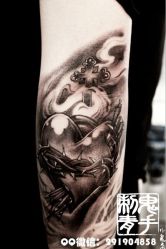 -鬼手纹身小鬼店