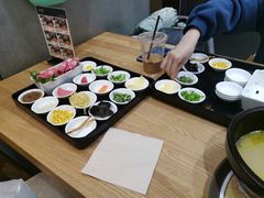 -妈妈故事米线(市府恒隆店)