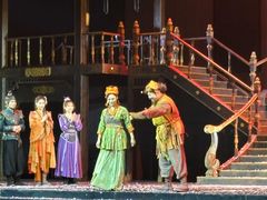 -交通银行前滩31演艺中心